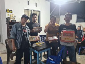 Seru dan Penuh Tawa, Lomba Gaple Warnai HUT RI ke-80 di Sekar Jaya  Anggota  DPRD OKU Naproni Keluar Sebagai Juara